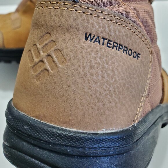 Columbia Women's Discontinued Ice Maiden II winter snow Boot SUPER CLEAN Sz: 10 - Picture 5 of 9